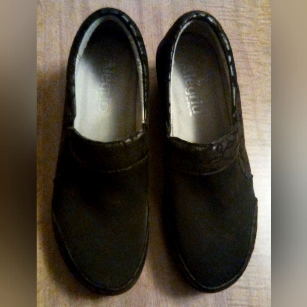 Alegria shoes, black, size 8